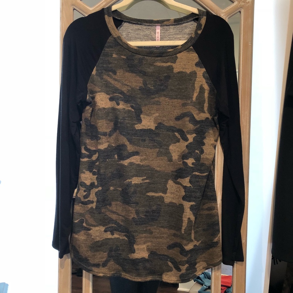 Camo Tee